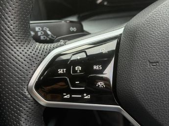 Volkswagen Golf 1.4 TSI 13kWh GTE DSG Euro 6 (s/s) 5dr