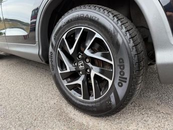 Honda CR-V I-VTEC SE PLUS NAVI AUTOMATIC