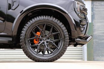 Ford Ranger Brand new WILDTRAK 2.3  MHEV plug in hybrid styled at seeker