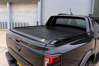 Ford Ranger Brand new WILDTRAK 2.3  MHEV plug in hybrid styled at seeker