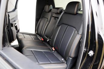 Ford Ranger Brand new WILDTRAK 2.3  MHEV plug in hybrid styled at seeker