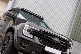 Ford Ranger Brand new WILDTRAK 2.3  MHEV plug in hybrid styled at seeker