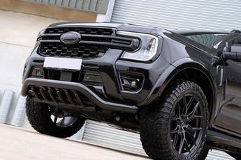Ford Ranger Brand new WILDTRAK 2.3  MHEV plug in hybrid styled at seeker
