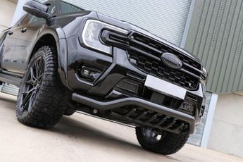 Ford Ranger Brand new WILDTRAK 2.3  MHEV plug in hybrid styled at seeker