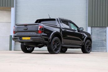 Ford Ranger Brand new WILDTRAK 2.3  MHEV plug in hybrid styled at seeker