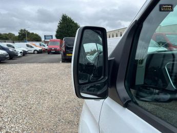 Ford Transit Custom AUTO Crew Cab SWB L1H1 300 Limited Air Con Cruise EURO 6 NO VAT
