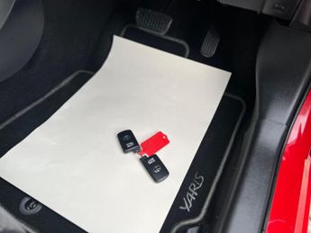 Toyota Yaris 1.5 VVT-h Icon E-CVT Euro 6 5dr