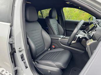 Mercedes-Benz GLC GLC 220 D MHEV 4Matic AMG Line Coupe Auto MEMORY SEATS/PARKTRONI