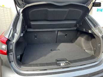 Nissan Qashqai 1.2 DIG-T Tekna+ SUV 5dr Petrol XTRON Euro 6 (s/s) (115 ps)