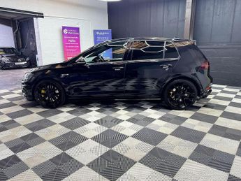 Volkswagen Golf Golf R Hatchback 1 Automatic Petrol