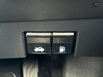 Nissan MICRA 1.0 IG-T Acenta Hatchback 5dr Petrol XTRON Euro 6 (s/s) (92 ps)