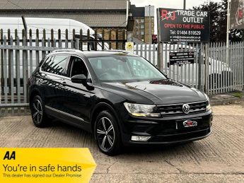 Volkswagen Tiguan 2.0 TDI BlueMotion Tech SE Navigation DSG 4Motion Euro 6 (s/s) 5