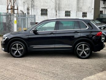 Volkswagen Tiguan 2.0 TDI BlueMotion Tech SE Navigation DSG 4Motion Euro 6 (s/s) 5