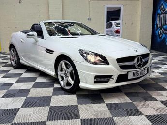 Mercedes-Benz SLK 1.8 SLK250 BlueEfficiency AMG Sport Edition 125 G-Tronic+ Euro 5
