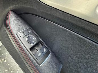 Mercedes-Benz SLK 1.8 SLK250 BlueEfficiency AMG Sport Edition 125 G-Tronic+ Euro 5