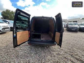 Volkswagen Caddy AUTO LWB L2H1 Highline Bmt Air Con Alloys Air Con Sensors EURO 6