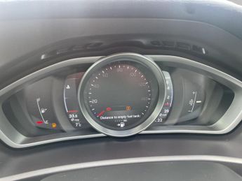 Volvo V40 2.0 T2 GPF R-Design Nav Plus Euro 6 (s/s) 5dr