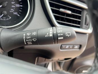 Nissan Qashqai 1.3 DIG-T TEKNA DCT AUTOMATIC