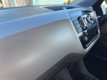 Volkswagen Up 1.0 High up! Euro 6 (s/s) 3dr