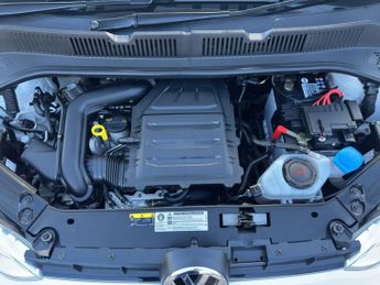Volkswagen Up 1.0 High up! Euro 6 (s/s) 3dr