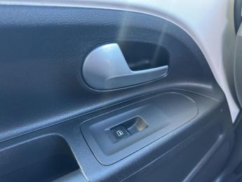 Volkswagen Up 1.0 High up! Euro 6 (s/s) 3dr