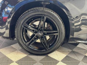 Audi A4 2.0 TDI S line S Tronic Euro 6 (s/s) 4dr