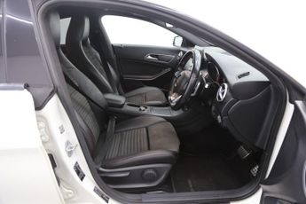 Mercedes-Benz CLA Class 2.1 CLA220d AMG Line Coupe 7G-DCT 4MATIC Euro 6 (s/s) 4dr