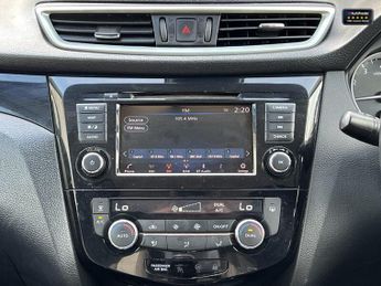 Nissan Qashqai (Sold) 1.3 DIG-T Acenta Premium SUV 5dr Petrol DCT Auto Euro 6 (