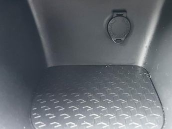 Toyota Yaris DESIGN FHEV