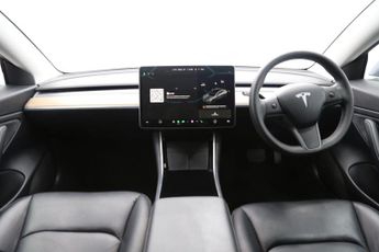 Tesla Model 3 Standard Range Plus Auto RWD 4dr