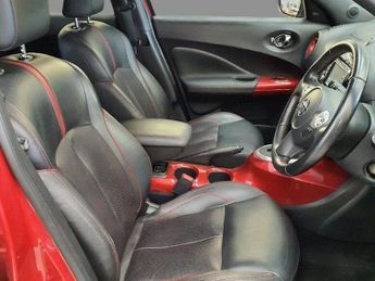 Nissan Juke 1.6 Tekna SUV 5dr Petrol XTRON Euro 5 (117 ps)