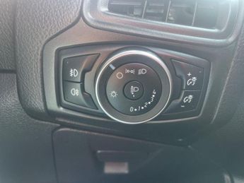 Ford Focus 1.0T EcoBoost ST-Line Euro 6 (s/s) 5dr