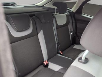 Ford Focus 1.0T EcoBoost Zetec Euro 5 (s/s) 5dr