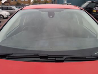 Ford Focus 1.0T EcoBoost Zetec Euro 5 (s/s) 5dr