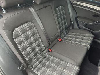 Volkswagen Golf 2.0 TDI GTD Hatchback 5dr Diesel DSG Euro 6 (s/s) (184 ps)