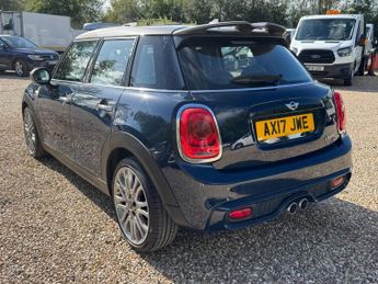 Mini Hatch 2.0 Cooper SD Seven Hatchback 5dr Diesel Auto 6Spd Euro 6 (s/s) 