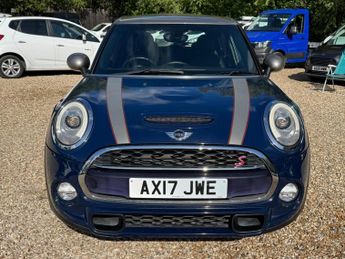 Mini Hatch 2.0 Cooper SD Seven Hatchback 5dr Diesel Auto 6Spd Euro 6 (s/s)