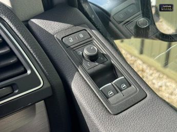 Volkswagen California Ocean 4Motion 4x4 Camper DSGn Euro 6 2.0 BiTDI BlueMotion Tech