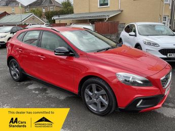 Volvo V40 D2 CROSS COUNTRY LUX
