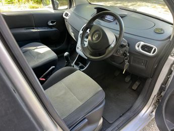 Renault Modus EXPRESSION 1.5 DCI 5 DR 5 SPEED MANUAL.