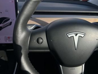 Tesla Model 3 (Dual Motor) Long Range Auto 4WDE 4dr