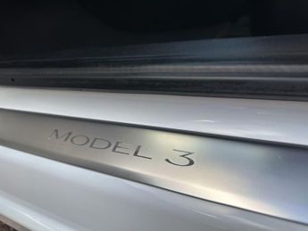 Tesla Model 3 (Dual Motor) Long Range Auto 4WDE 4dr