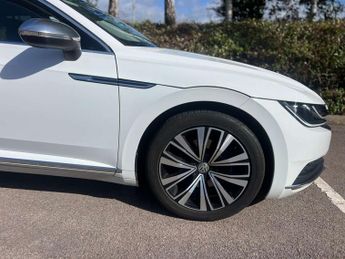 Volkswagen Arteon 2.0 Arteon Elegance TSi Semi-Auto 5dr