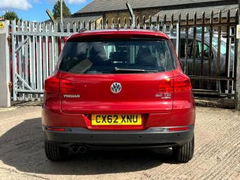 Volkswagen Tiguan 2.0 TDI BlueMotion Tech S DSG 4WD Euro 5 (s/s) 5dr