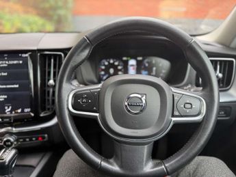 Volvo XC60 2.0 XC60 Momentum D4 AWD Auto 4WD 5dr