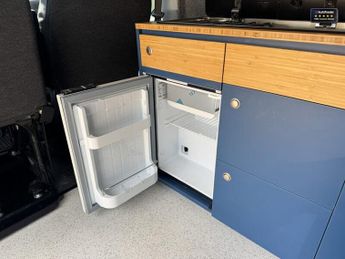 Ford Transit Custom Camper|New Shape|4 Berth|4 Belt|Pop Top|Kitchen|NO VAT