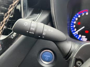 Toyota Corolla 2.0 VVT-h GPF Design Hatchback 5dr Petrol Hybrid CVT Euro 6 (s/s