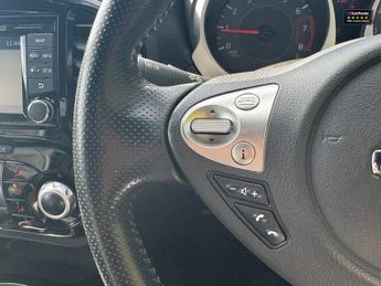Nissan Juke 1.6 Tekna SUV 5dr Petrol XTRON Euro 6 (117 ps)