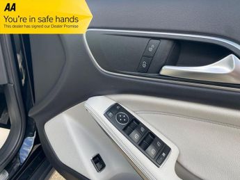 Mercedes-Benz GLA Class GLA 200 SPORT EXECUTIVE 1 OWNER FROM NEW FULL LEATHER