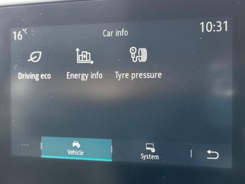 Renault Captur TECHNO E-TECH